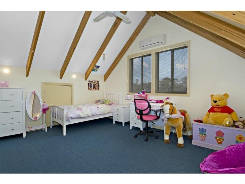 54 Amberley Drive, Mount Martha VIC 3934