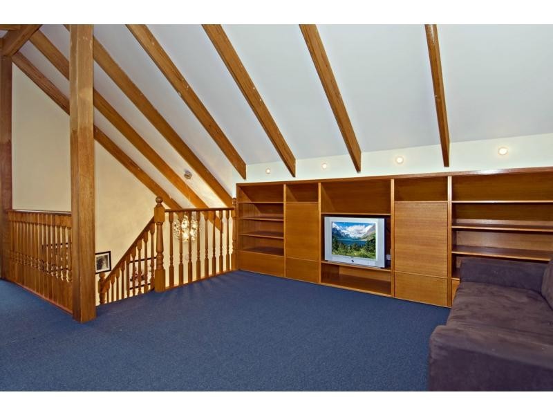 54 Amberley Drive, Mount Martha VIC 3934