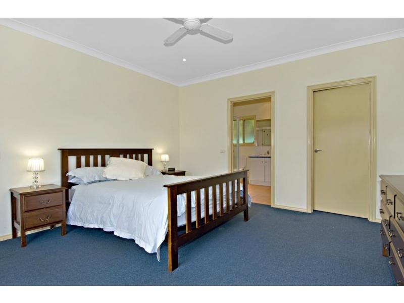 54 Amberley Drive, Mount Martha VIC 3934