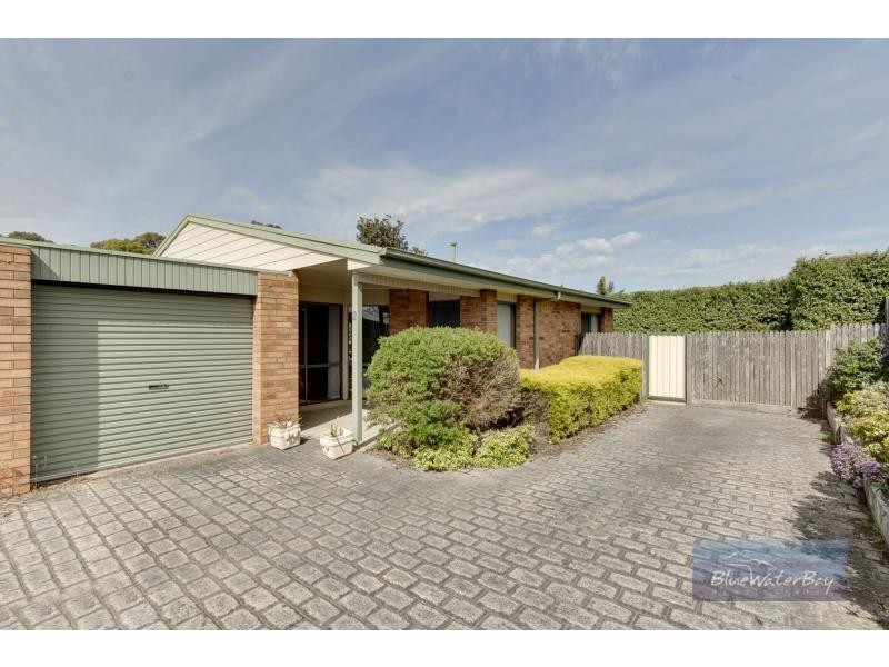 Unit 2/1 Boronia Court, Mount Martha VIC 3934