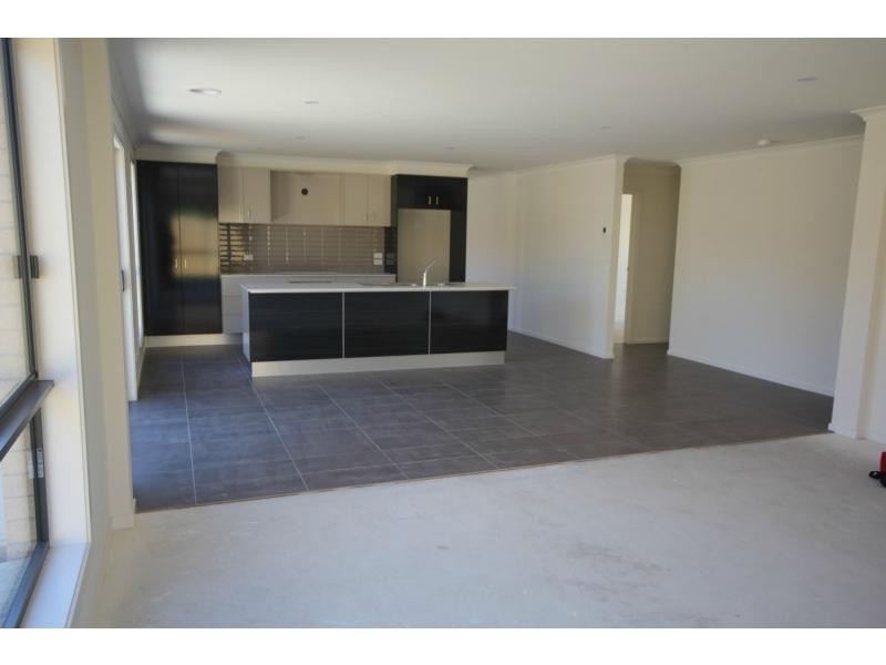 2 Blue Water Drive, Mount Martha VIC 3934