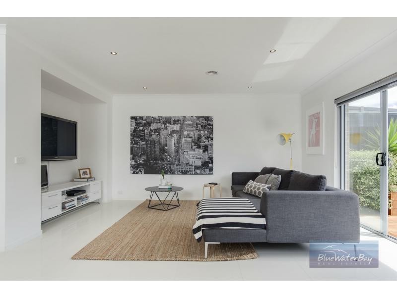 5 Ploughmans Lane, Mount Martha VIC 3934