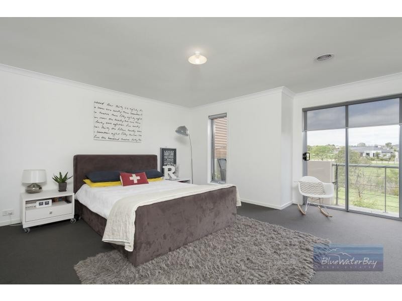 5 Ploughmans Lane, Mount Martha VIC 3934