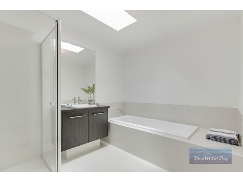 5 Ploughmans Lane, Mount Martha VIC 3934