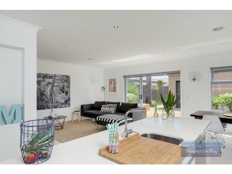 5 Ploughmans Lane, Mount Martha VIC 3934