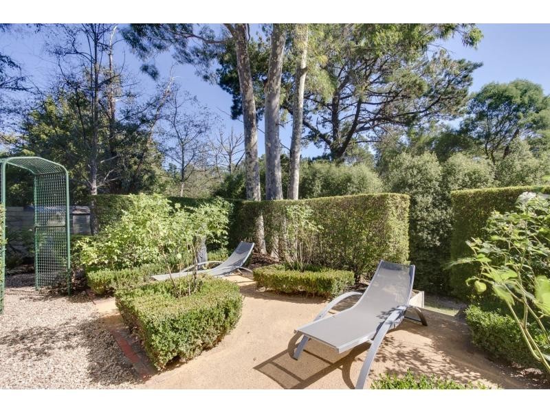 39 Cornwall Crescent, Mount Martha VIC 3934