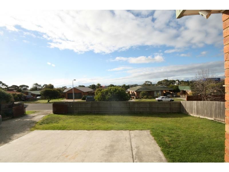 52 Dorothy Crescent, Mornington VIC 3931