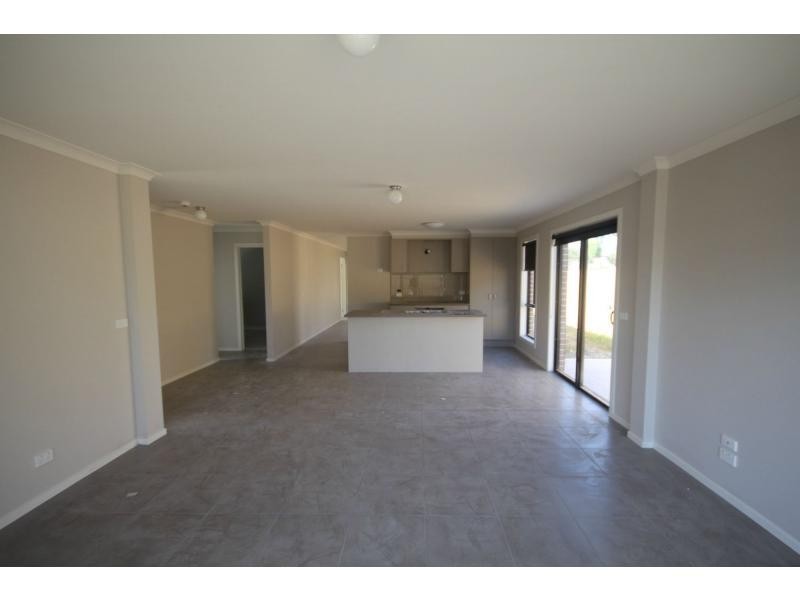 11 Blue Water Drive, The Oasis, Mount Martha VIC 3934