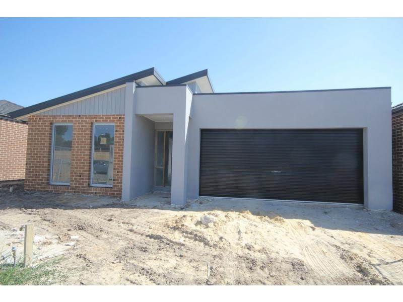 9 Blue Water Drive, The Oasis, Mount Martha VIC 3934