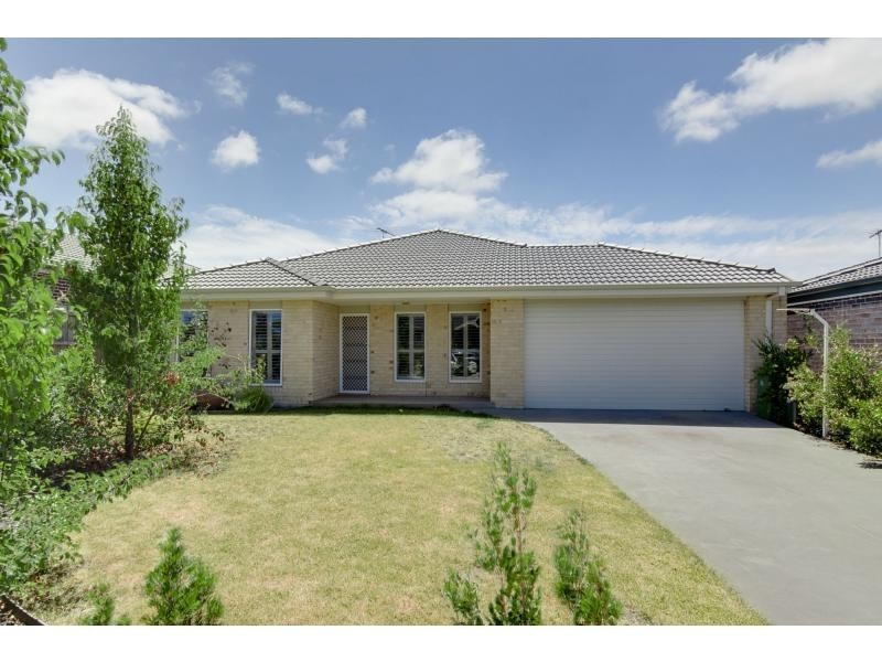10 Elspeth Circuit, Mount Martha VIC 3934