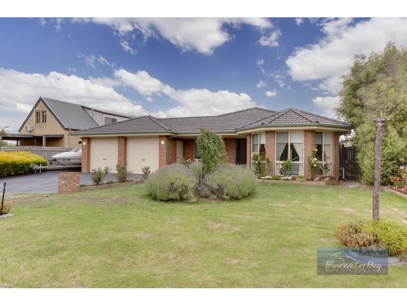 2 Beethoven Court, Mount Martha VIC 3934