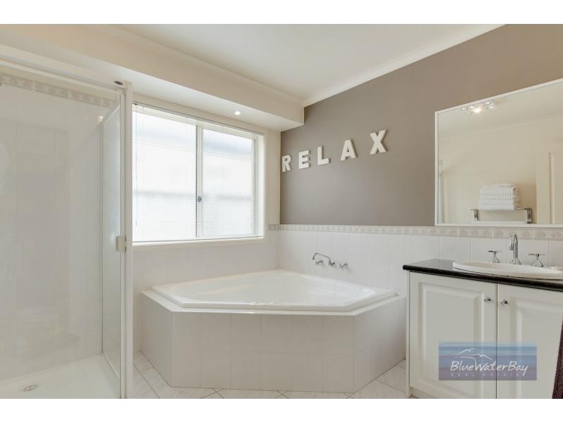 2 Beethoven Court, Mount Martha VIC 3934