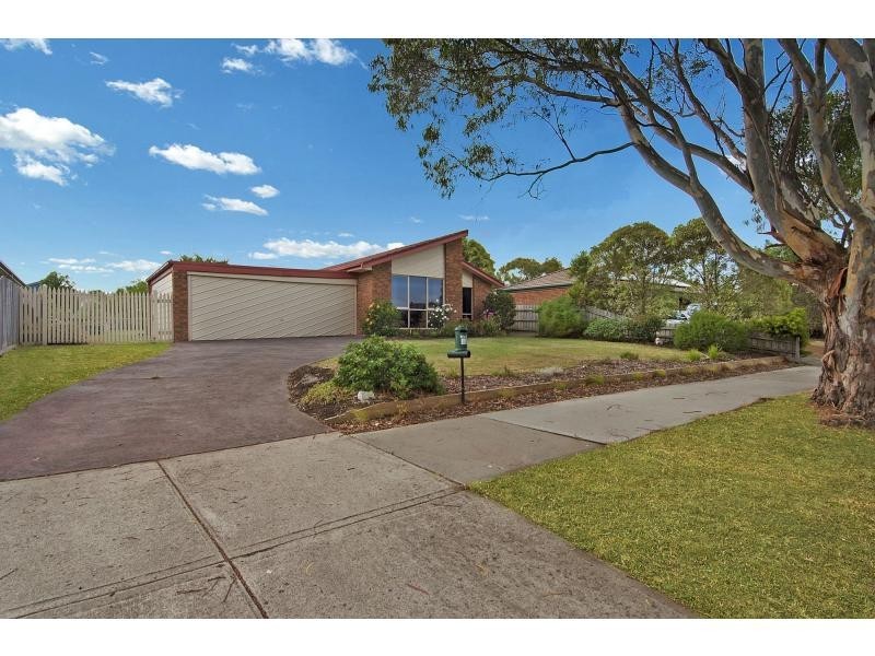 17 St Catherines Court, Mornington VIC 3931