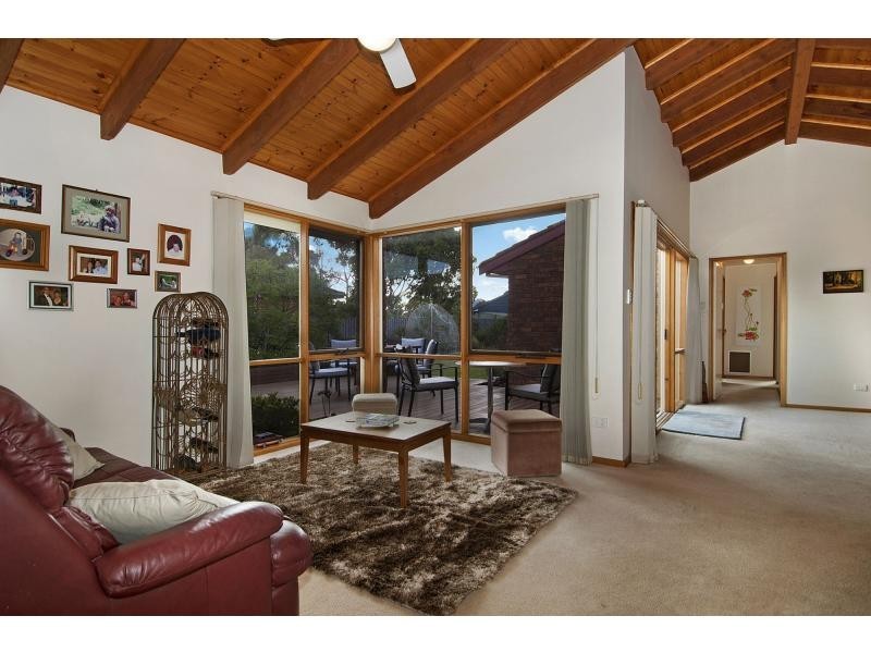 17 St Catherines Court, Mornington VIC 3931