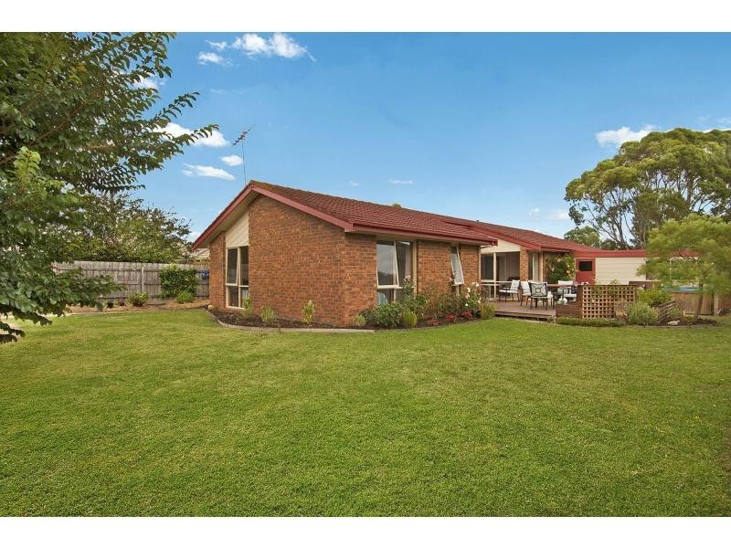 17 St Catherines Court, Mornington VIC 3931
