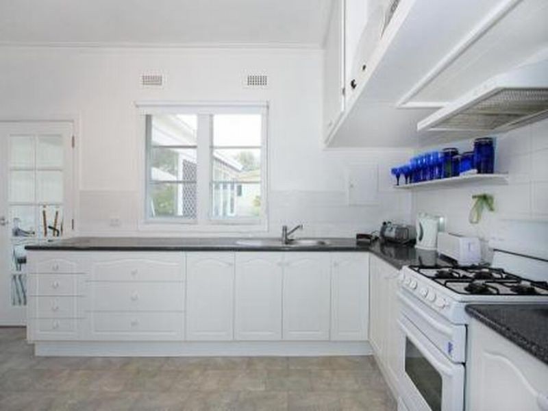 24 Kent Street, Mornington VIC 3931