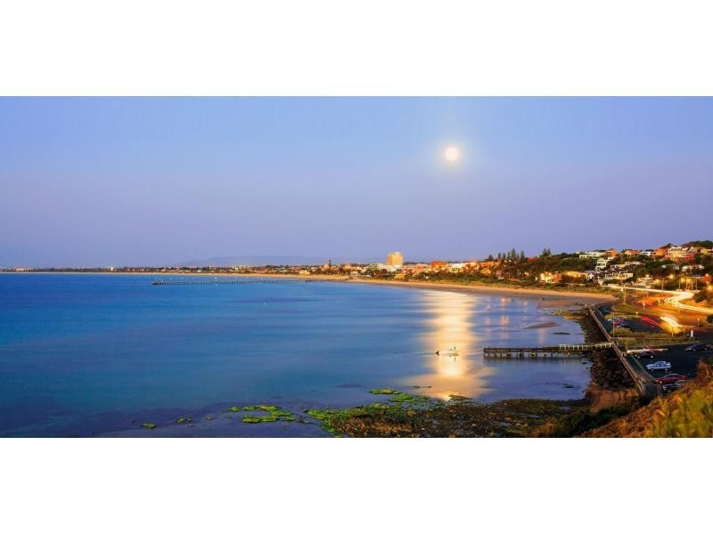 2/1 Reservoir Road, Frankston VIC 3199