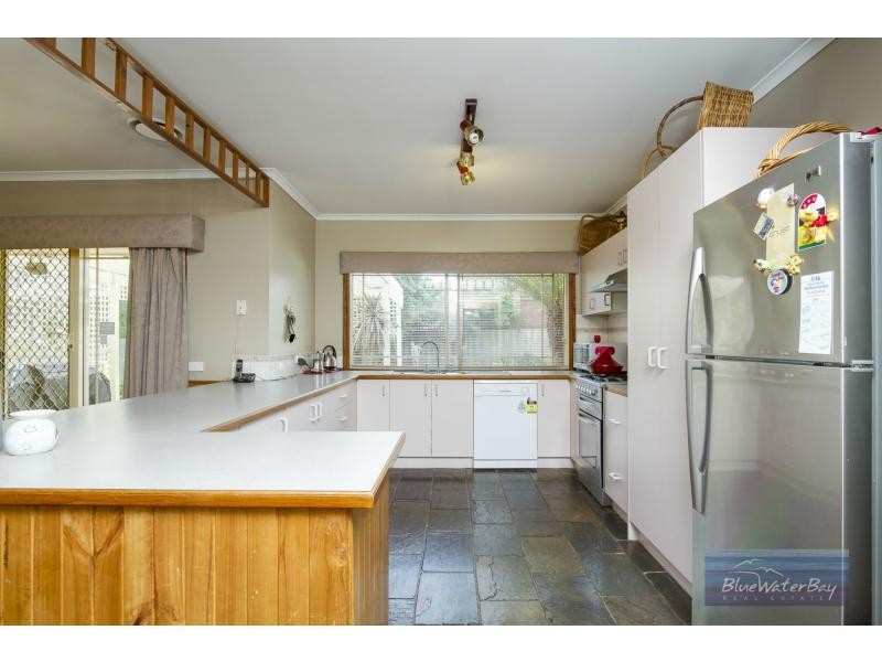 4 Layton Crescent, Mount Martha VIC 3934