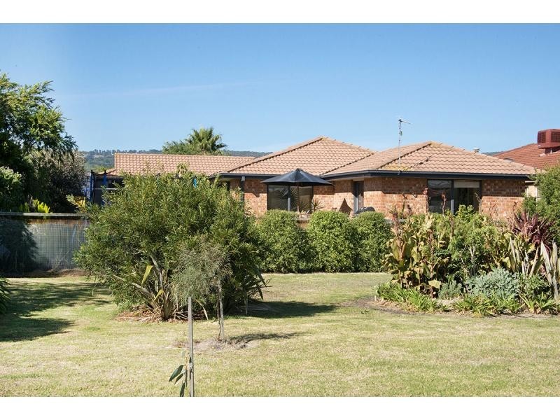 22 Lakeview Drive, Safety Beach VIC 3936