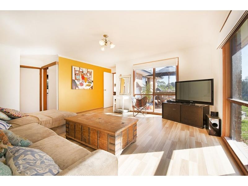 22 Lakeview Drive, Safety Beach VIC 3936