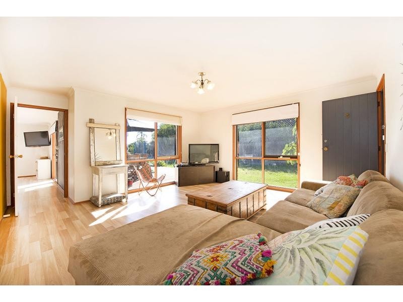 22 Lakeview Drive, Safety Beach VIC 3936