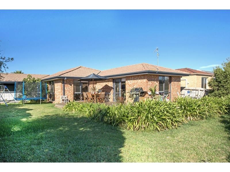 22 Lakeview Drive, Safety Beach VIC 3936