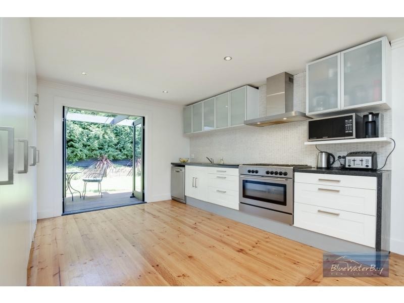 30 Karina Street, Mornington VIC 3931