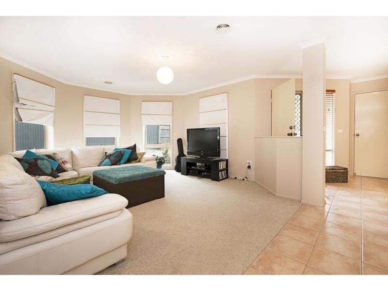 2 Harrap Road, Mornington VIC 3931