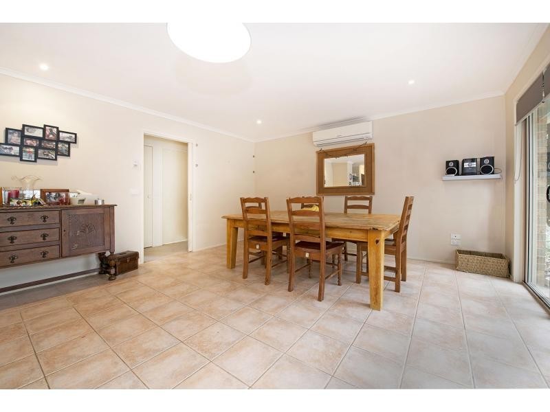 2 Harrap Road, Mornington VIC 3931