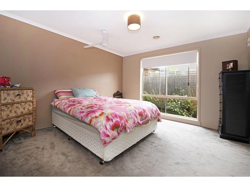 2 Harrap Road, Mornington VIC 3931