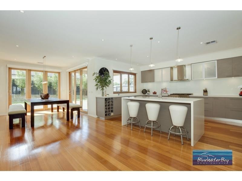 15 Hutson Way, Mount Martha VIC 3934