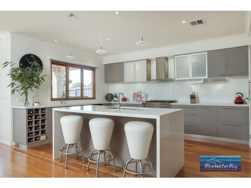 15 Hutson Way, Mount Martha VIC 3934