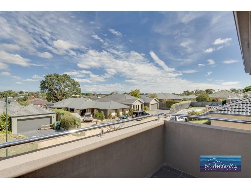 15 Hutson Way, Mount Martha VIC 3934