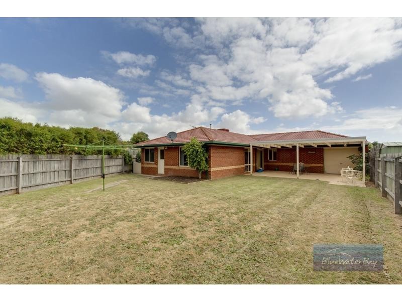 6 Larkin Close, Mount Martha VIC 3934