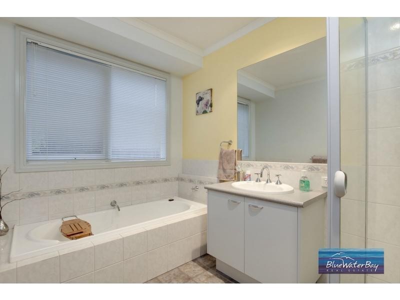 22 Balmoral Court, Frankston South VIC 3199