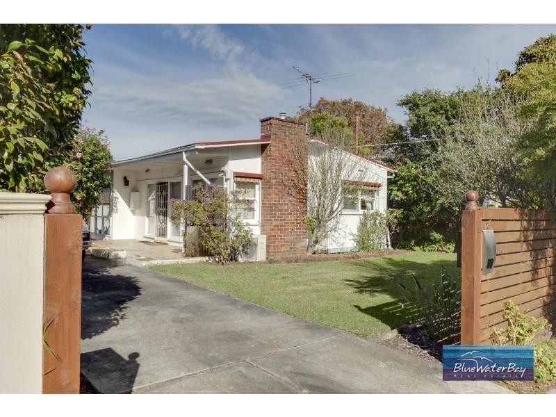 12 Kent Street, Mornington VIC 3931