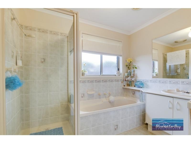 30 Wensleydale Drive, Mornington VIC 3931
