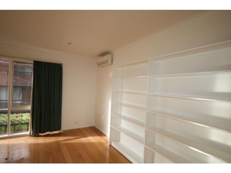 23 Ellinbank Crescent, Mornington VIC 3931