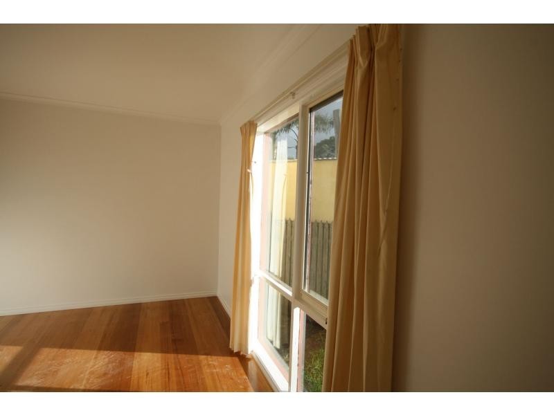 23 Ellinbank Crescent, Mornington VIC 3931