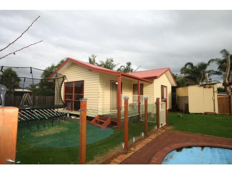 23 Ellinbank Crescent, Mornington VIC 3931