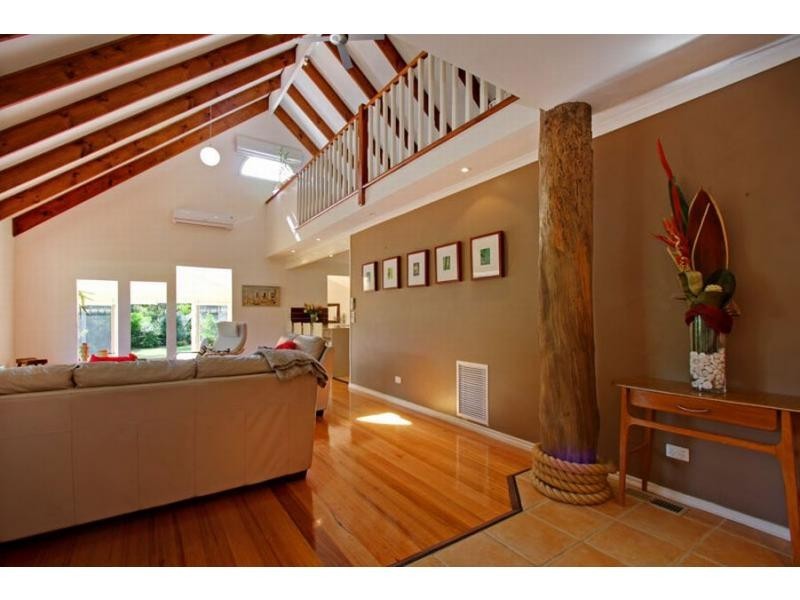 5 Oak Grove, Mount Martha VIC 3934