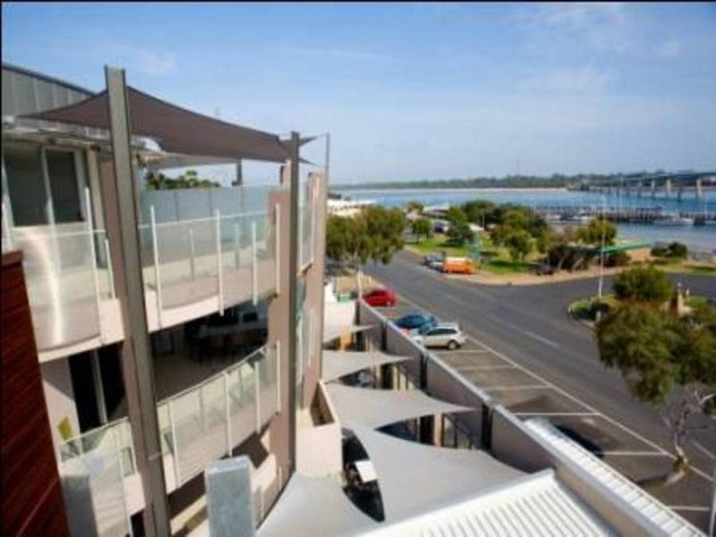 17/157-159 MARINE PARADE, San Remo VIC 3925