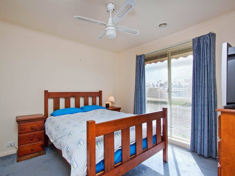15 Paperbark Drive, Mount Martha VIC 3934