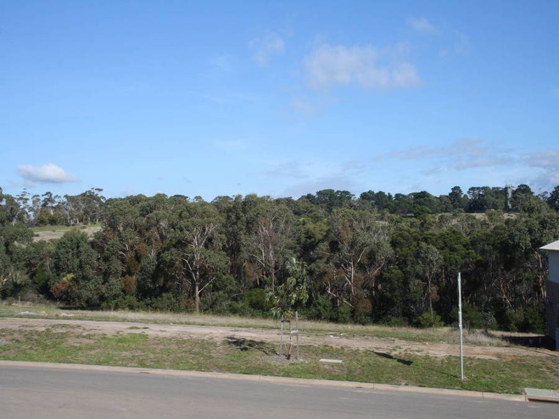 5 Waterview Drive, Mount Martha VIC 3934