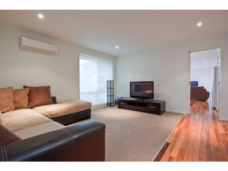 5 John William Drive, Mount Martha VIC 3934