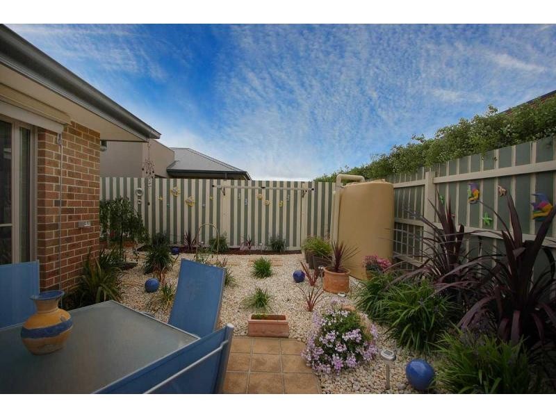 2/167 Bentons Road, Mornington VIC 3931