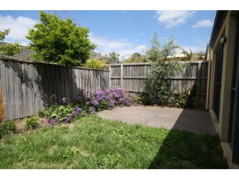 24/2A Bentons Road, Mount Martha VIC 3934