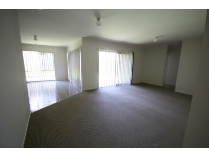 1 Flora Road, Mount Martha VIC 3934