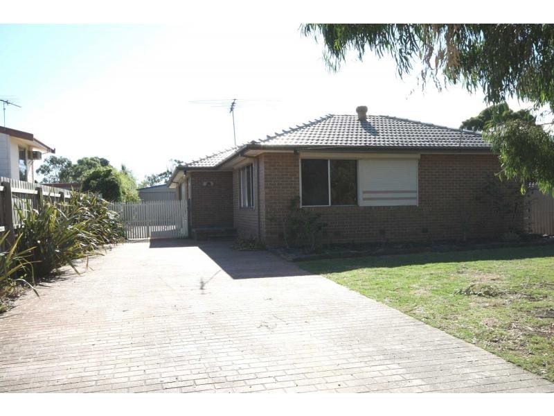 19 Ruth Road, Mornington VIC 3931