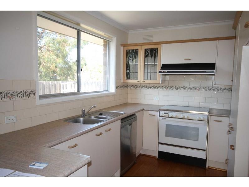 19 Ruth Road, Mornington VIC 3931